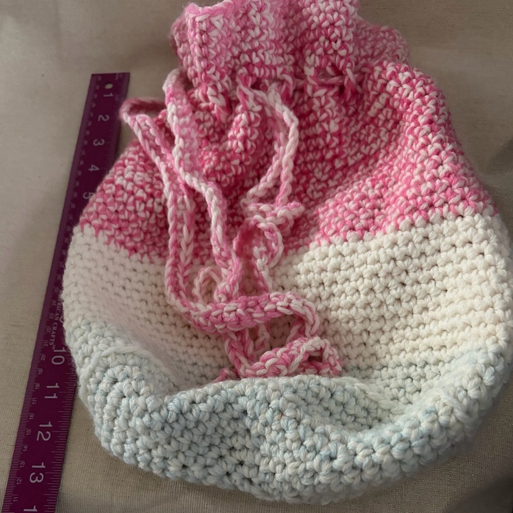 Handmade Pink and White Mini Crochet Bag - Picture 4 of 4
